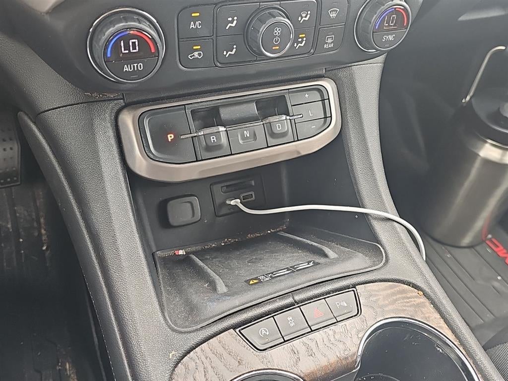 2020 GMC Acadia Denali