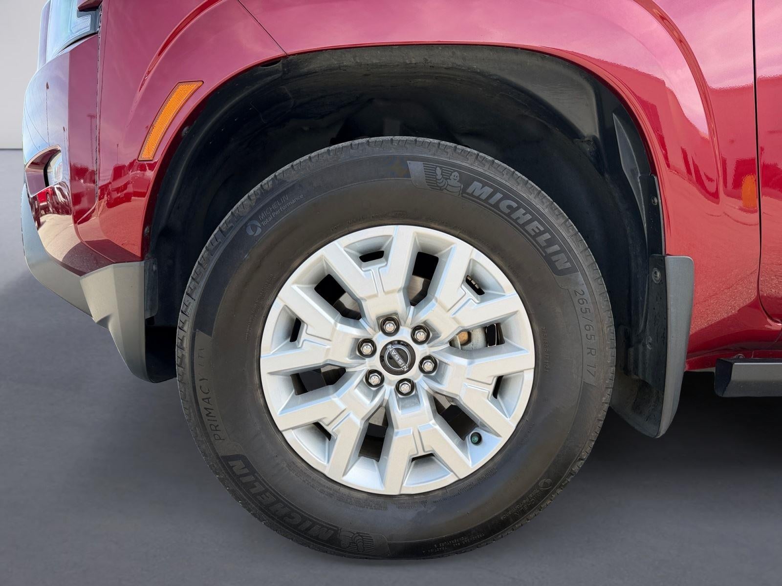 2023 Nissan Frontier SV