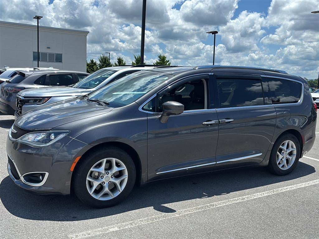 2018 Chrysler PACIFICA TOURLP