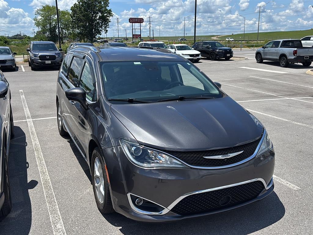 2018 Chrysler PACIFICA TOURLP