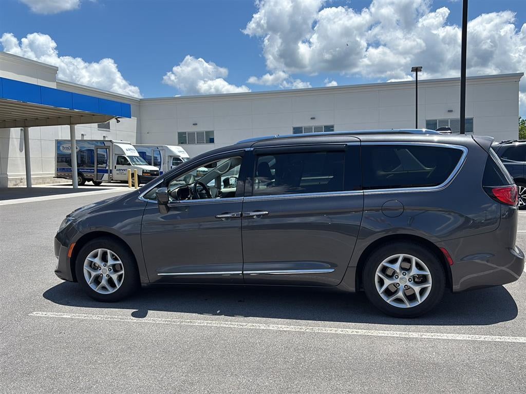 2018 Chrysler PACIFICA TOURLP
