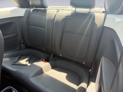 2014 Volkswagen Beetle 2.5L w/Sun/Sound/Nav