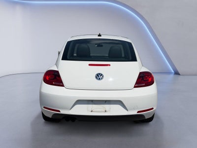 2014 Volkswagen Beetle 2.5L w/Sun/Sound/Nav