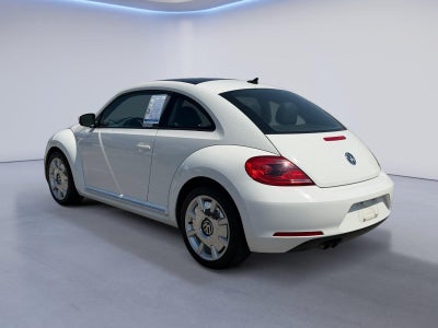 2014 Volkswagen Beetle 2.5L w/Sun/Sound/Nav