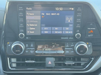 2022 Toyota Highlander XLE