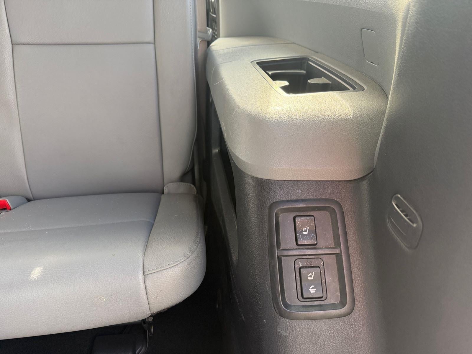 2013 Toyota Sequoia SR5