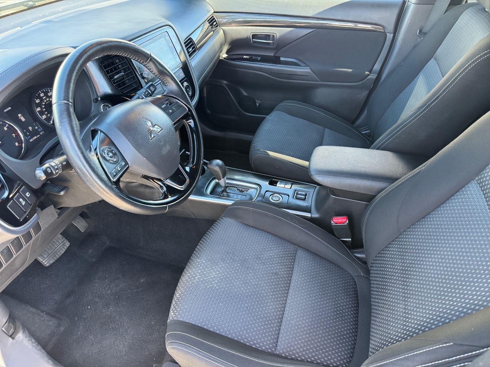 2018 Mitsubishi Outlander LE