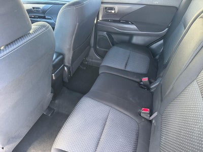 2018 Mitsubishi Outlander LE