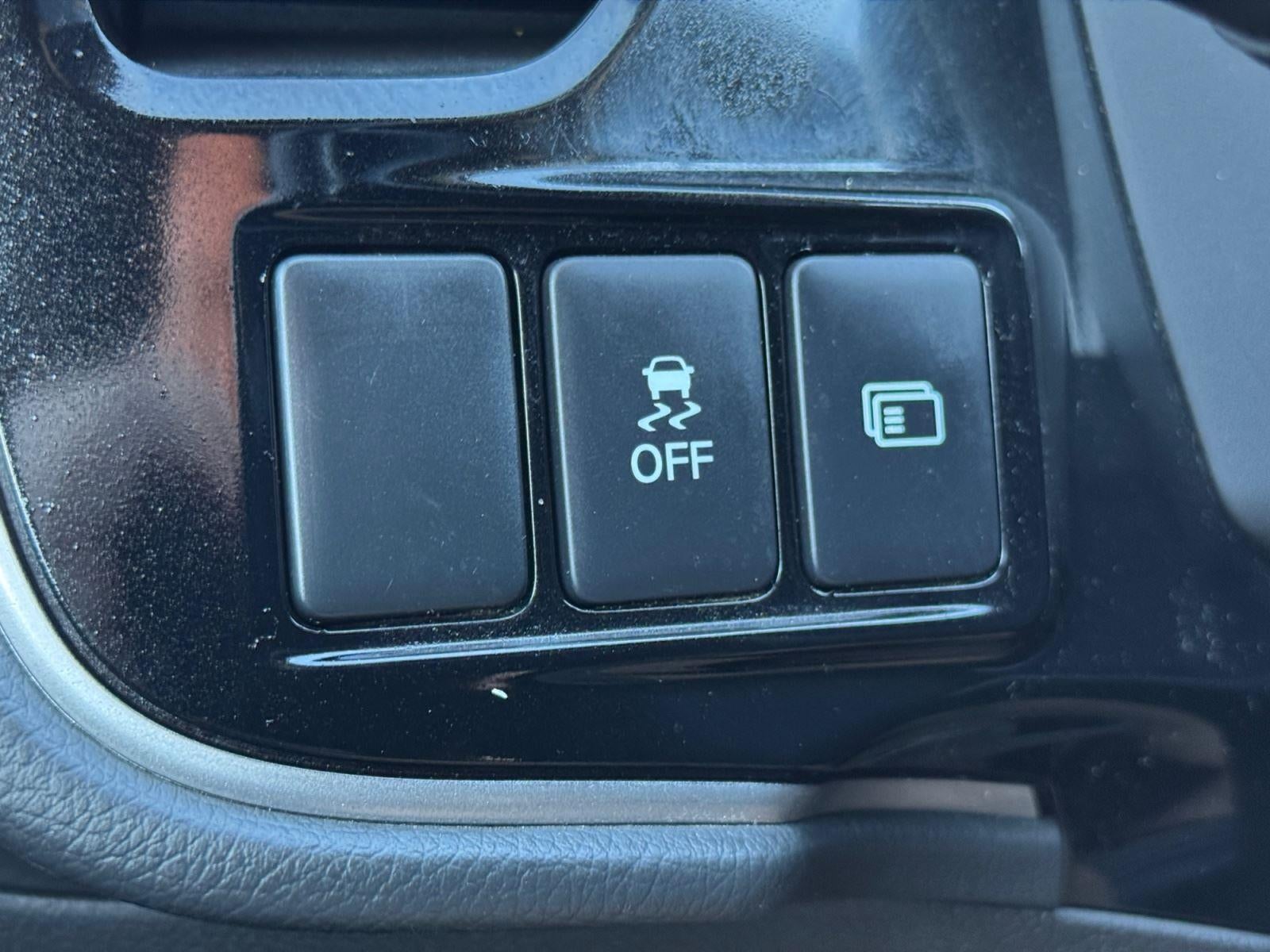 2018 Mitsubishi Outlander LE