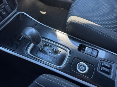 2018 Mitsubishi Outlander LE