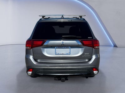 2018 Mitsubishi Outlander LE