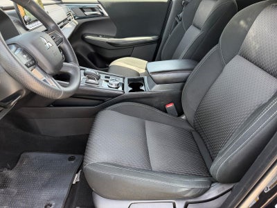 2022 Mitsubishi Outlander ES
