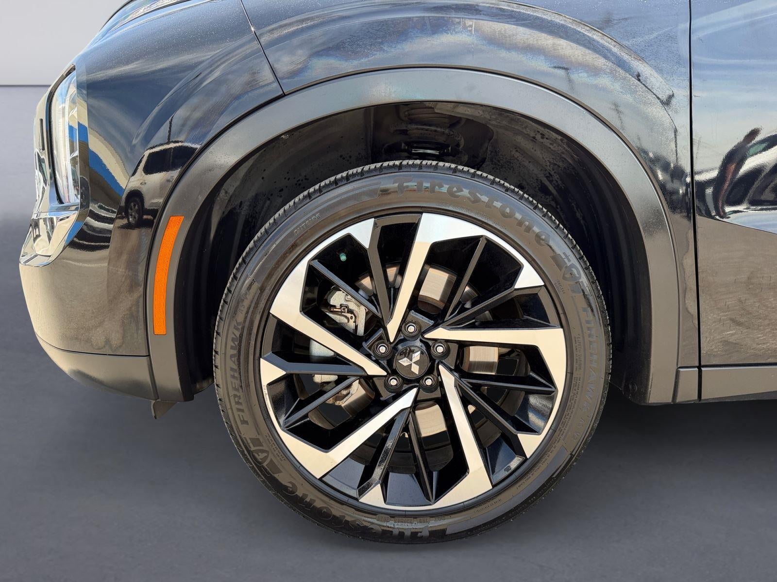 2022 Mitsubishi Outlander ES