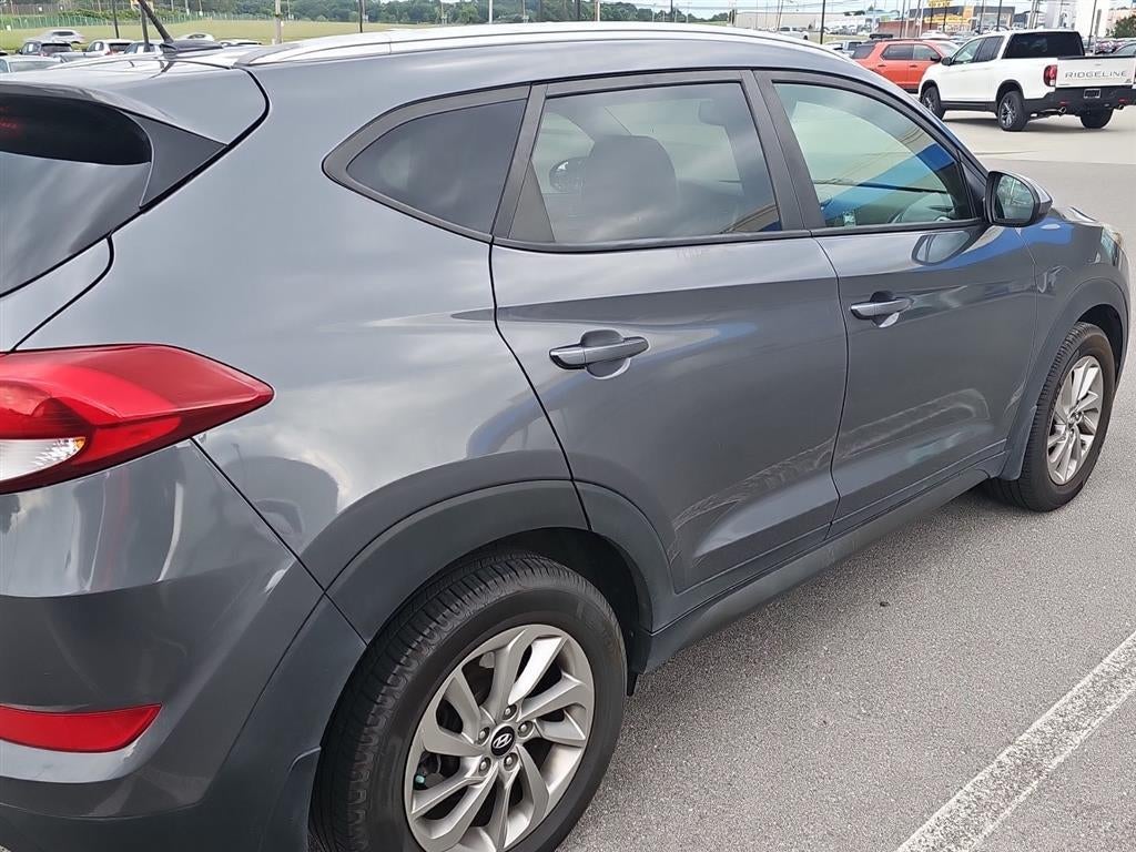 2016 Hyundai TUCSON Base