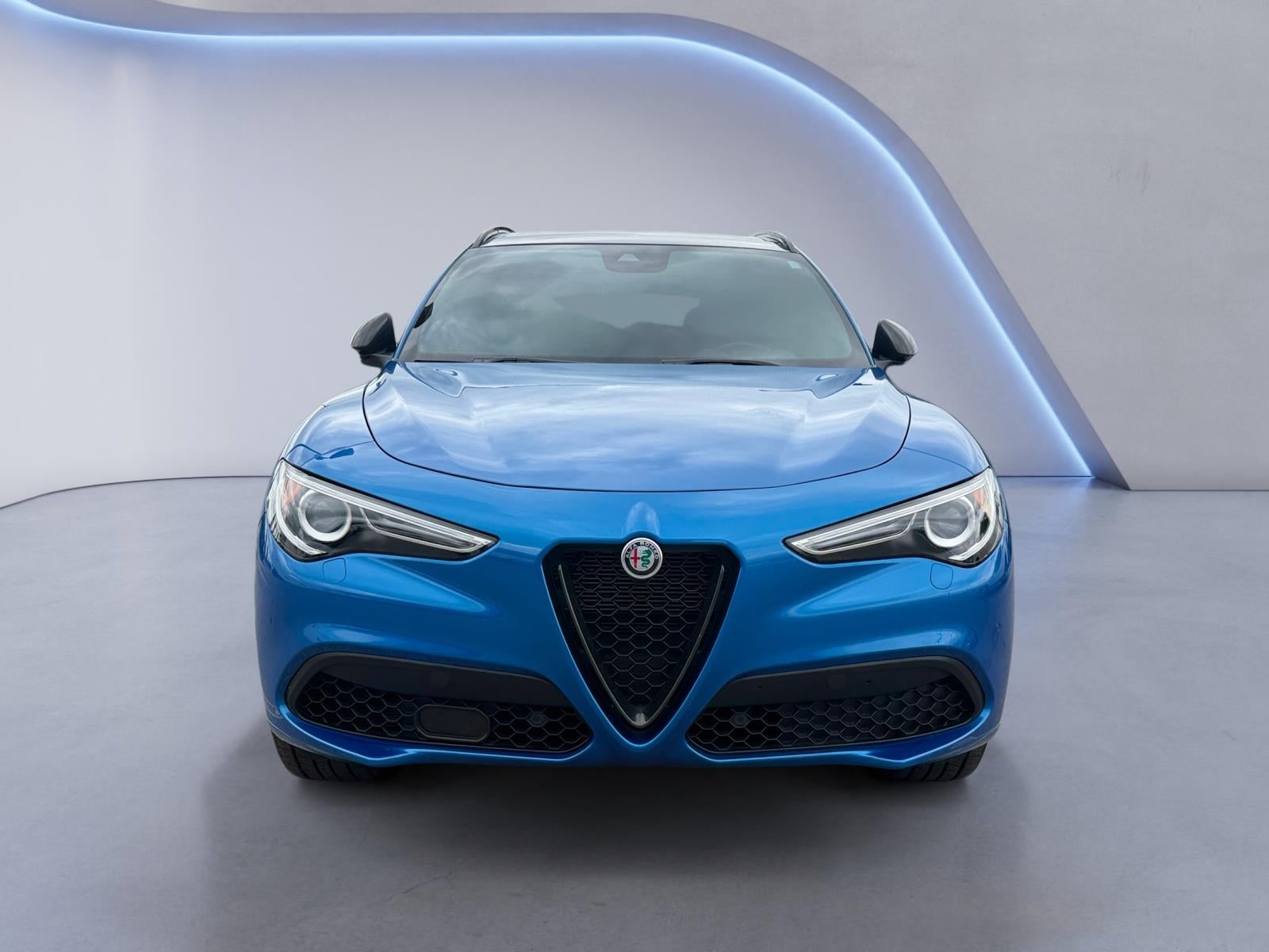 2023 Alfa Romeo STELVI Base
